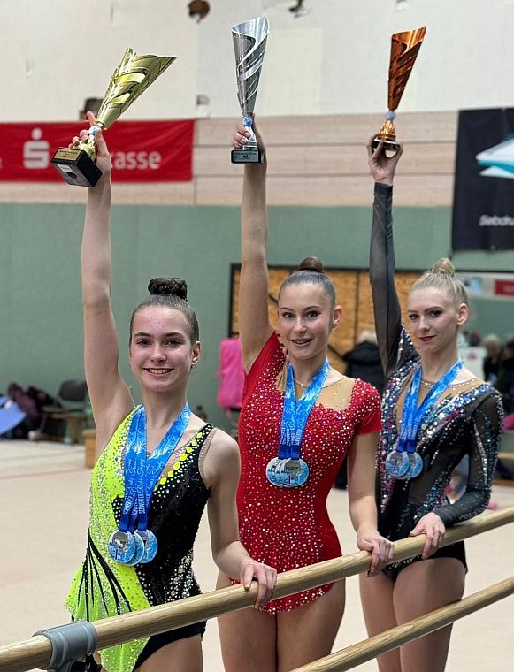 Die Goldmedaillengewinnerinnen: Margarita, Kristina, Yelyzaveta